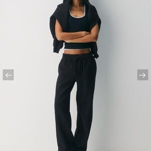 Aritzia Cozy Sweatfleece Boyfriend Wide Sweatpant size small regular